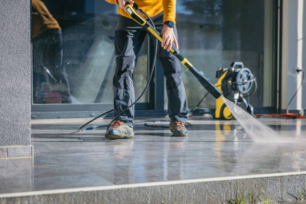 Why Choose Our Certified Pressure Washing Experts for Your Project Needs in Clinton, IA?